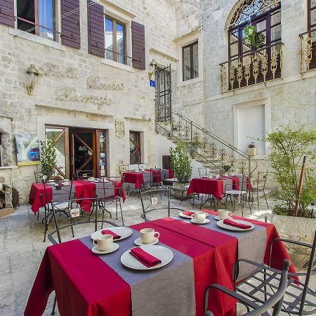Palace Derossi Trogir Bagian luar foto