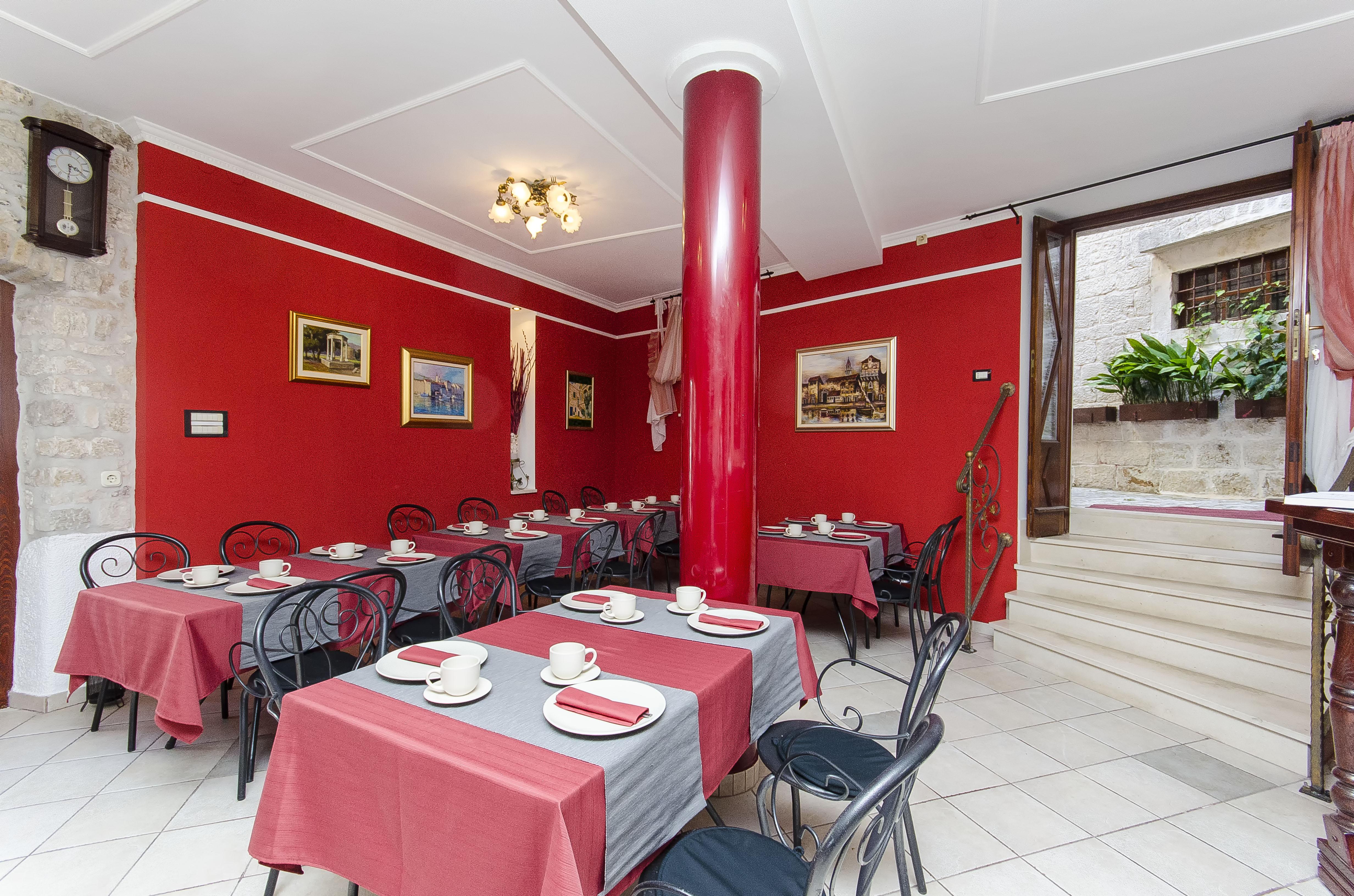 Palace Derossi Trogir Bagian luar foto