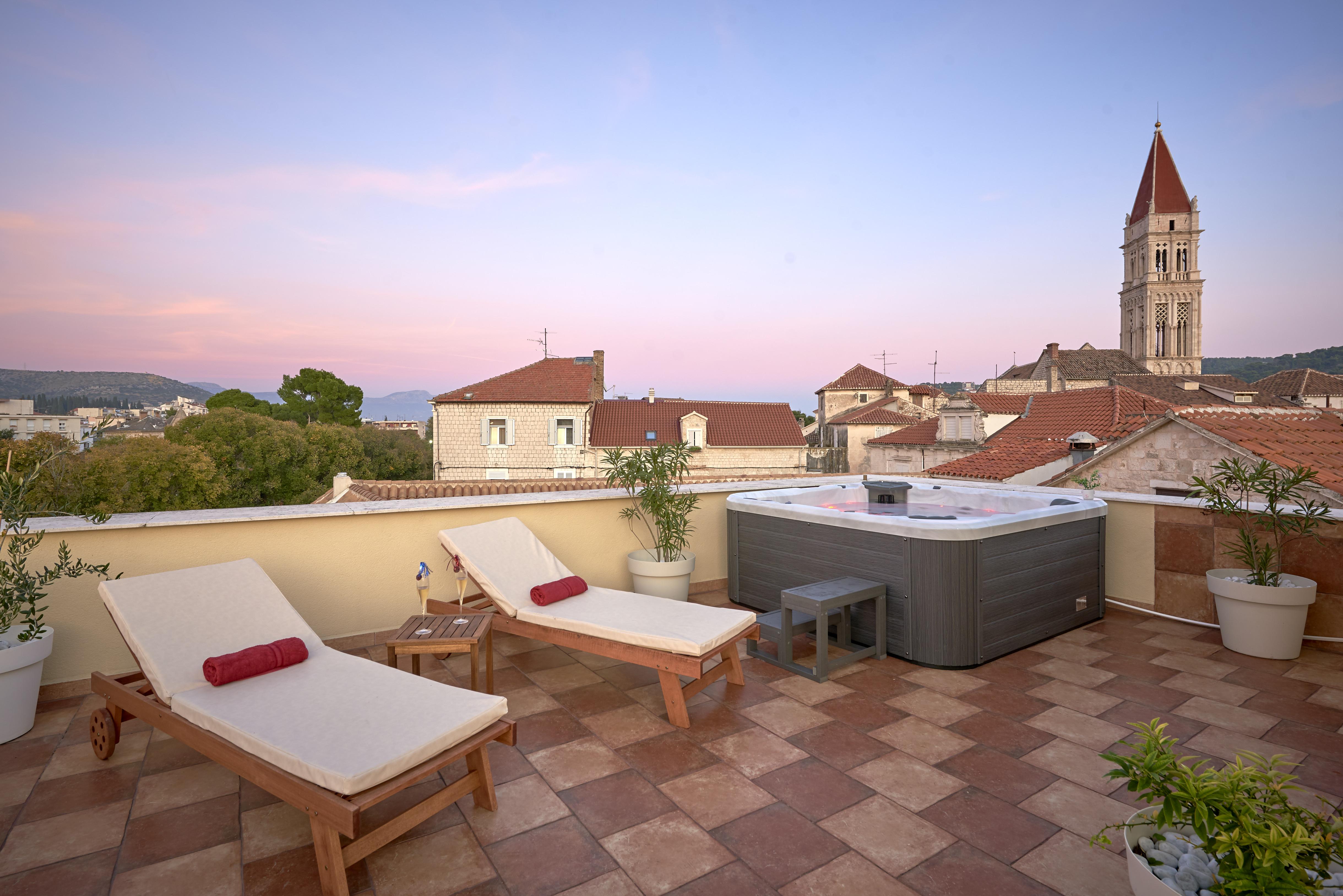 Palace Derossi Trogir Bagian luar foto